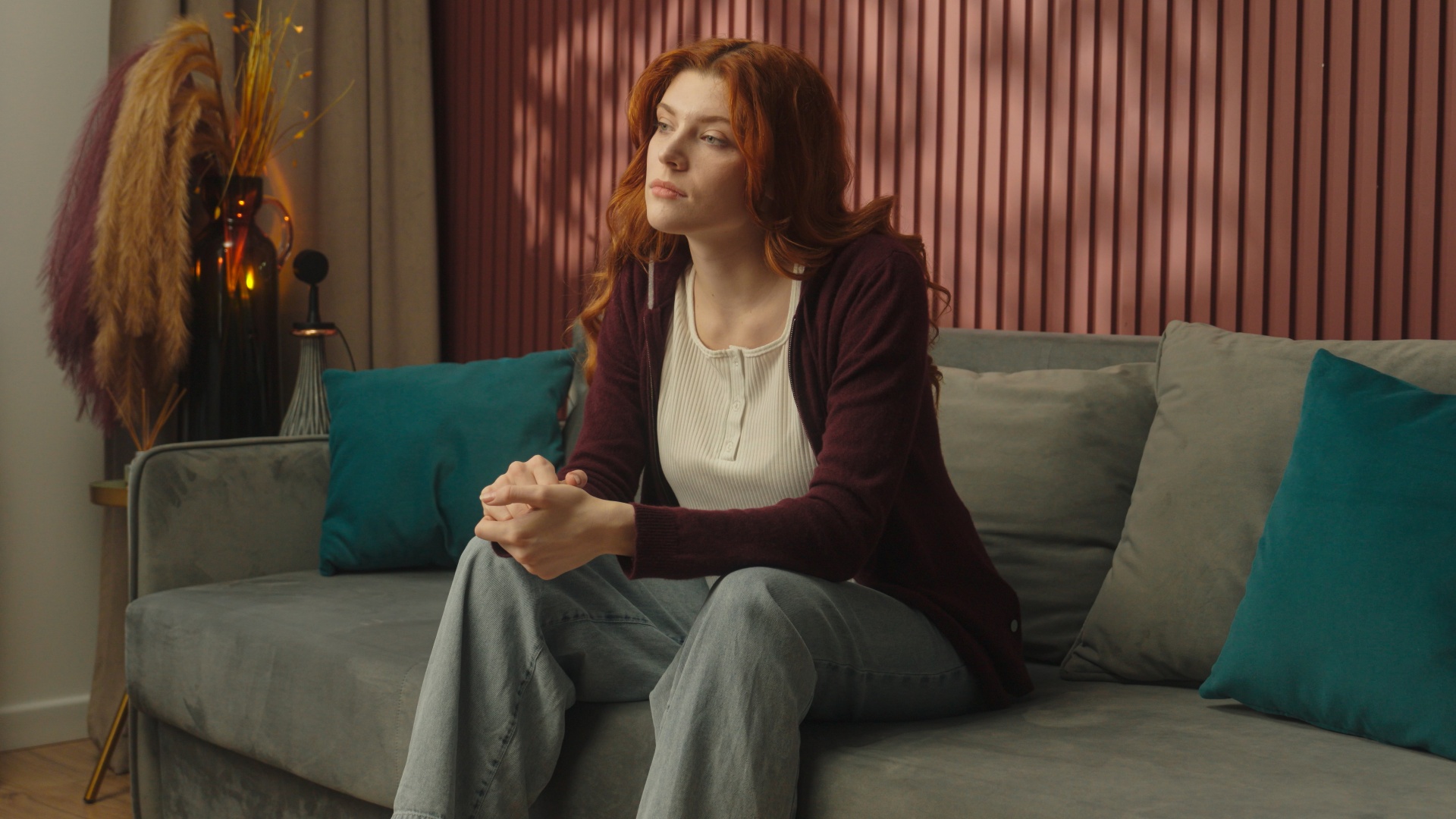 Психология зависимости: что это, как распознать проблему и чем поможет психолог